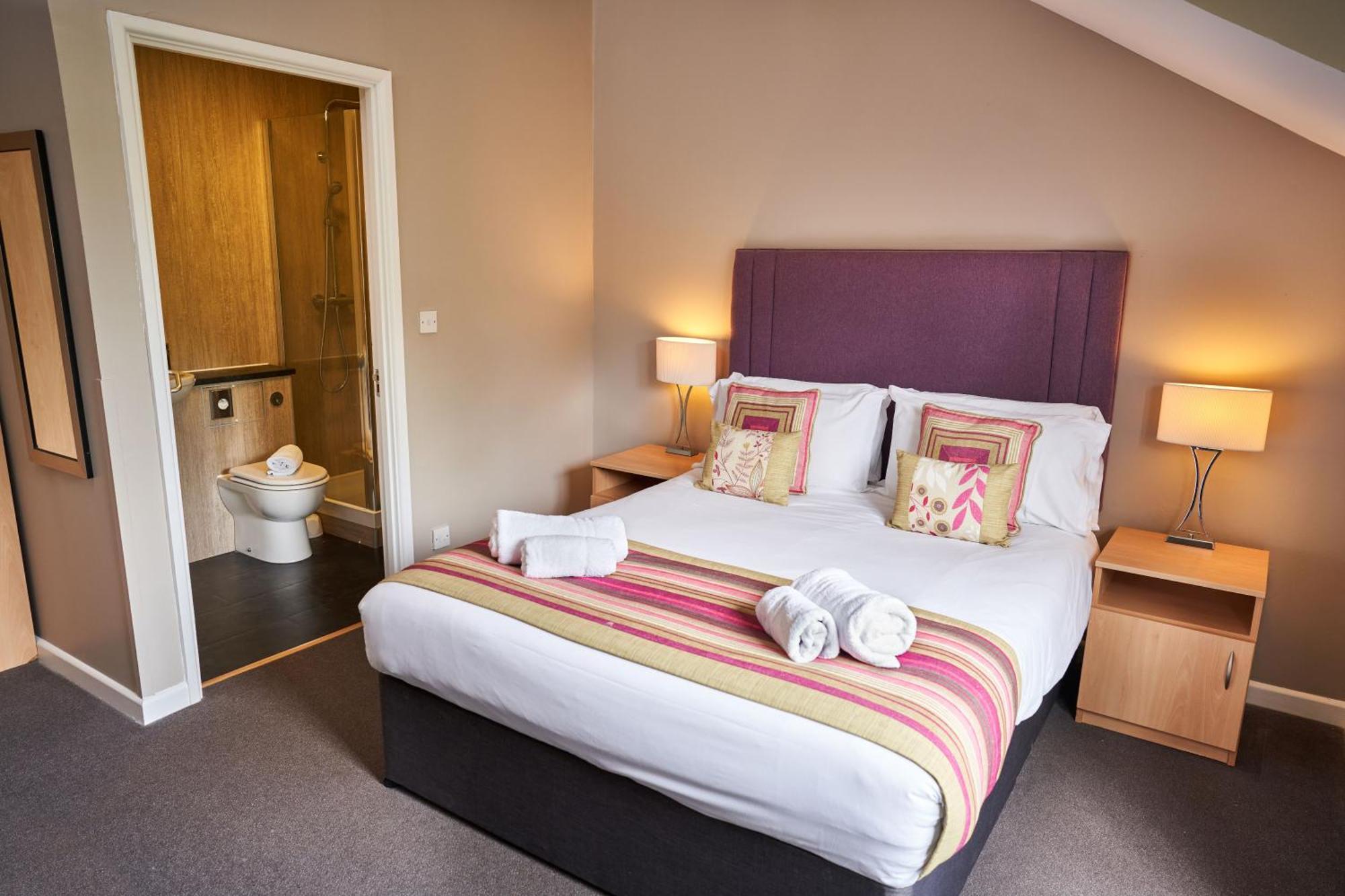 Whitemead Forest Park Hotel Лидни Екстериор снимка
